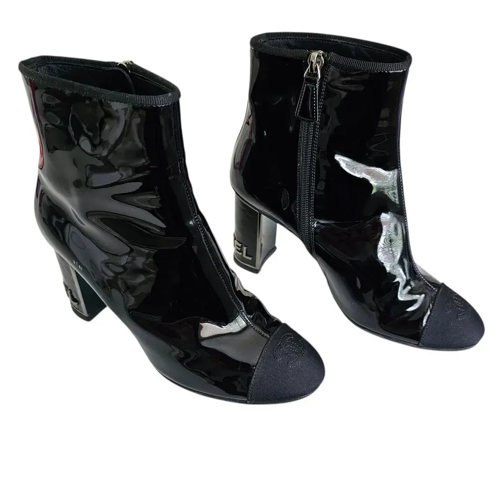 Chanel CC Cap Toe Logo Ankle Heel Boot Size 37.5 US 6.5 7 Black Patent Leather